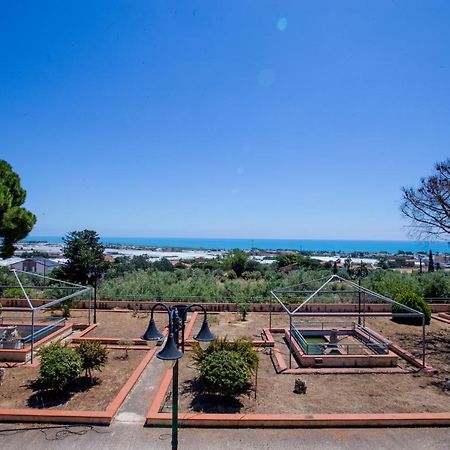 Izzhome Panorama 마리나디라구사 외부 사진