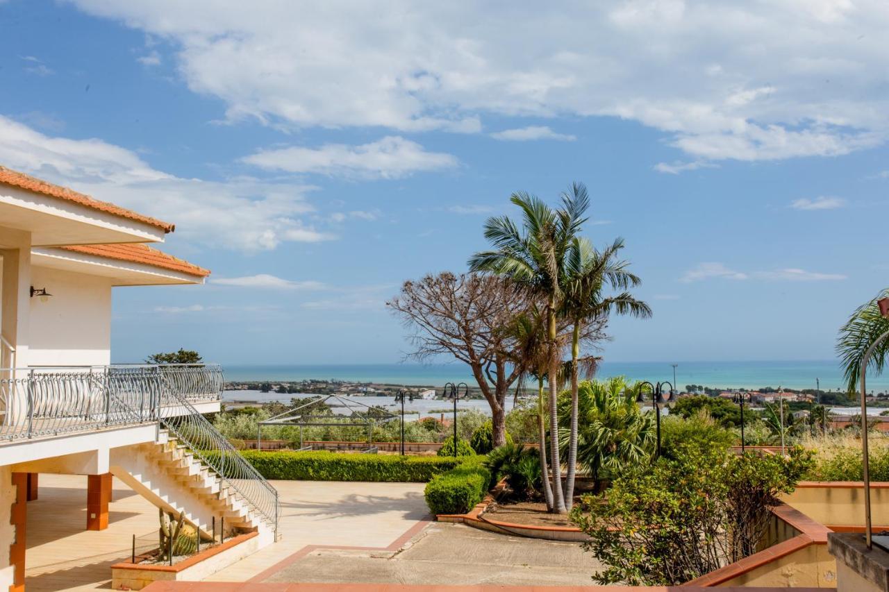 Izzhome Panorama 마리나디라구사 외부 사진