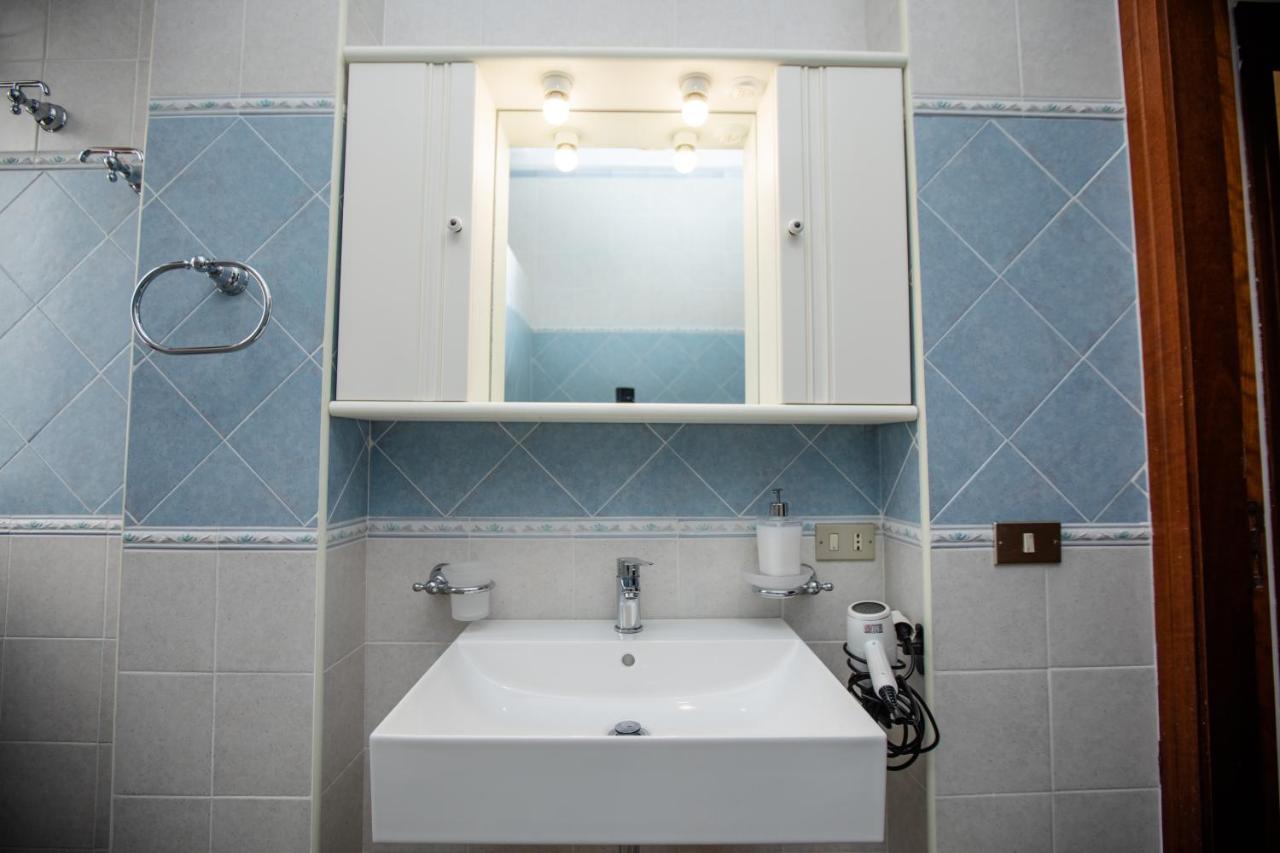 Izzhome Panorama 마리나디라구사 외부 사진