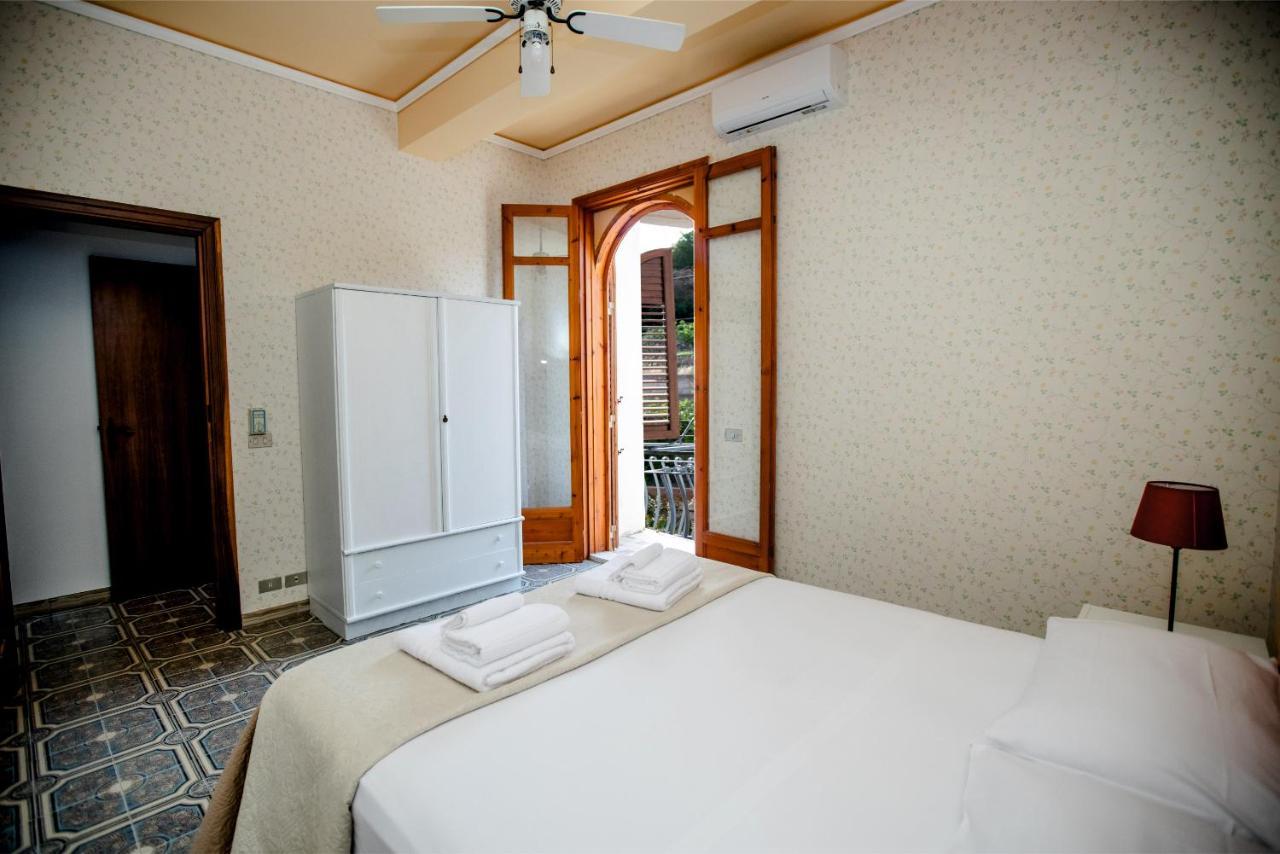 Izzhome Panorama 마리나디라구사 외부 사진